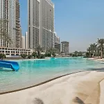 Qua Serenity Poolside With Community Views