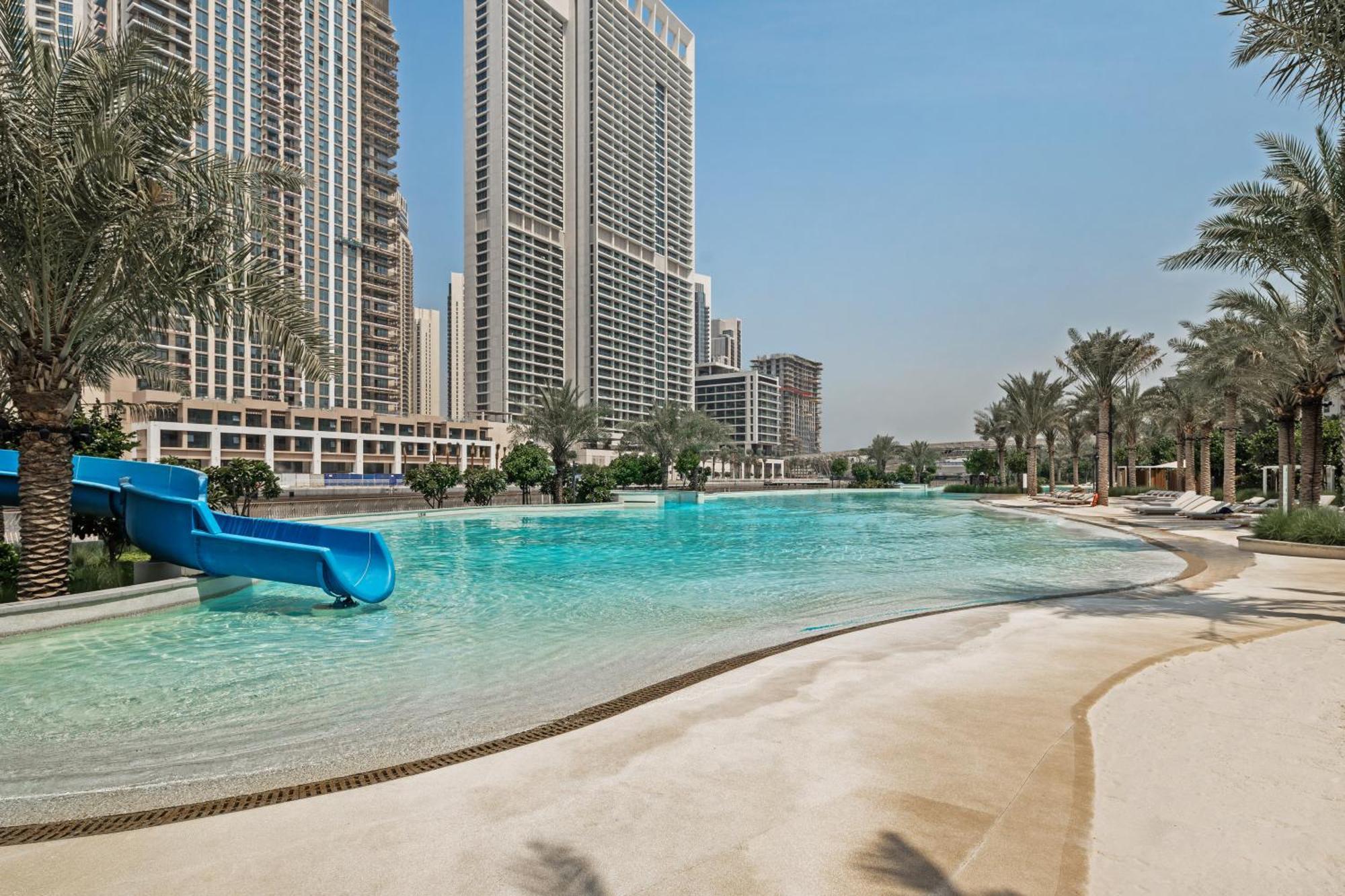 Qua Serenity Poolside With Community Views * Dubai