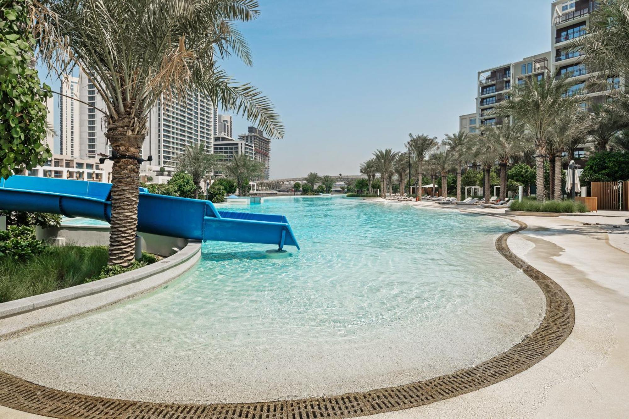 Qua Serenity Poolside With Community Views Apartment *