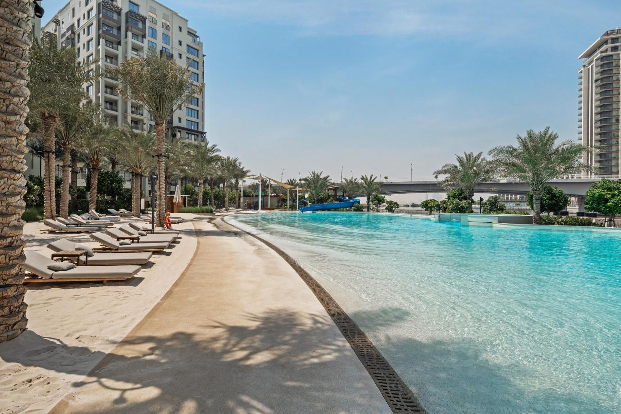 Qua Serenity Poolside With Community Views Dubai