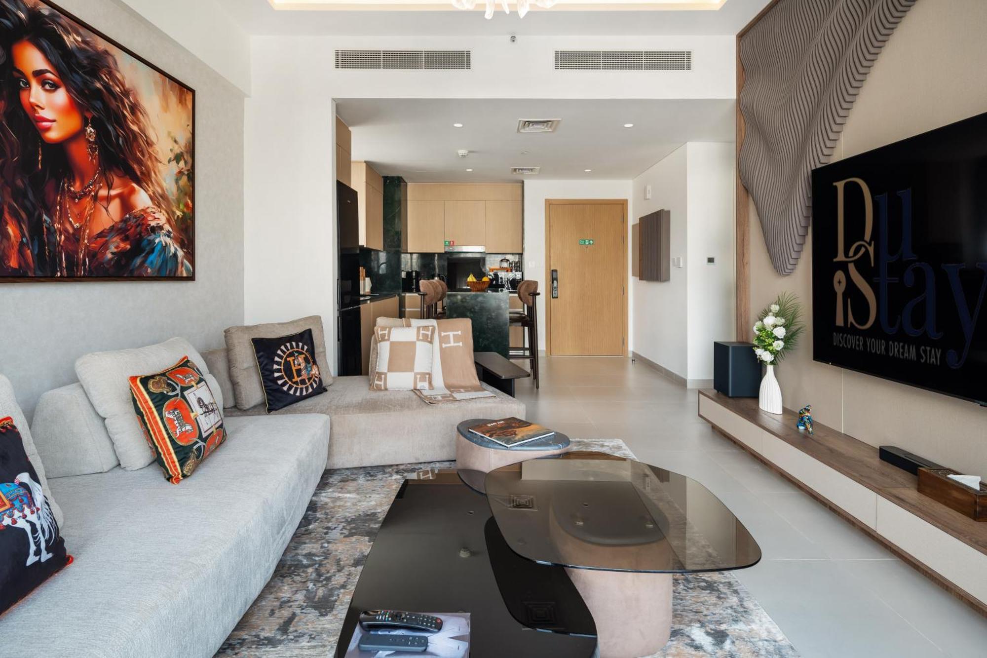 Qua Serenity Poolside With Community Views *